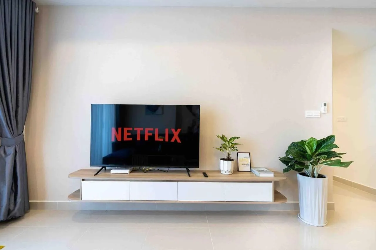 Next Bui Vien Street-3Br Apartment/The Soho Ho Chi Minh City Apartment